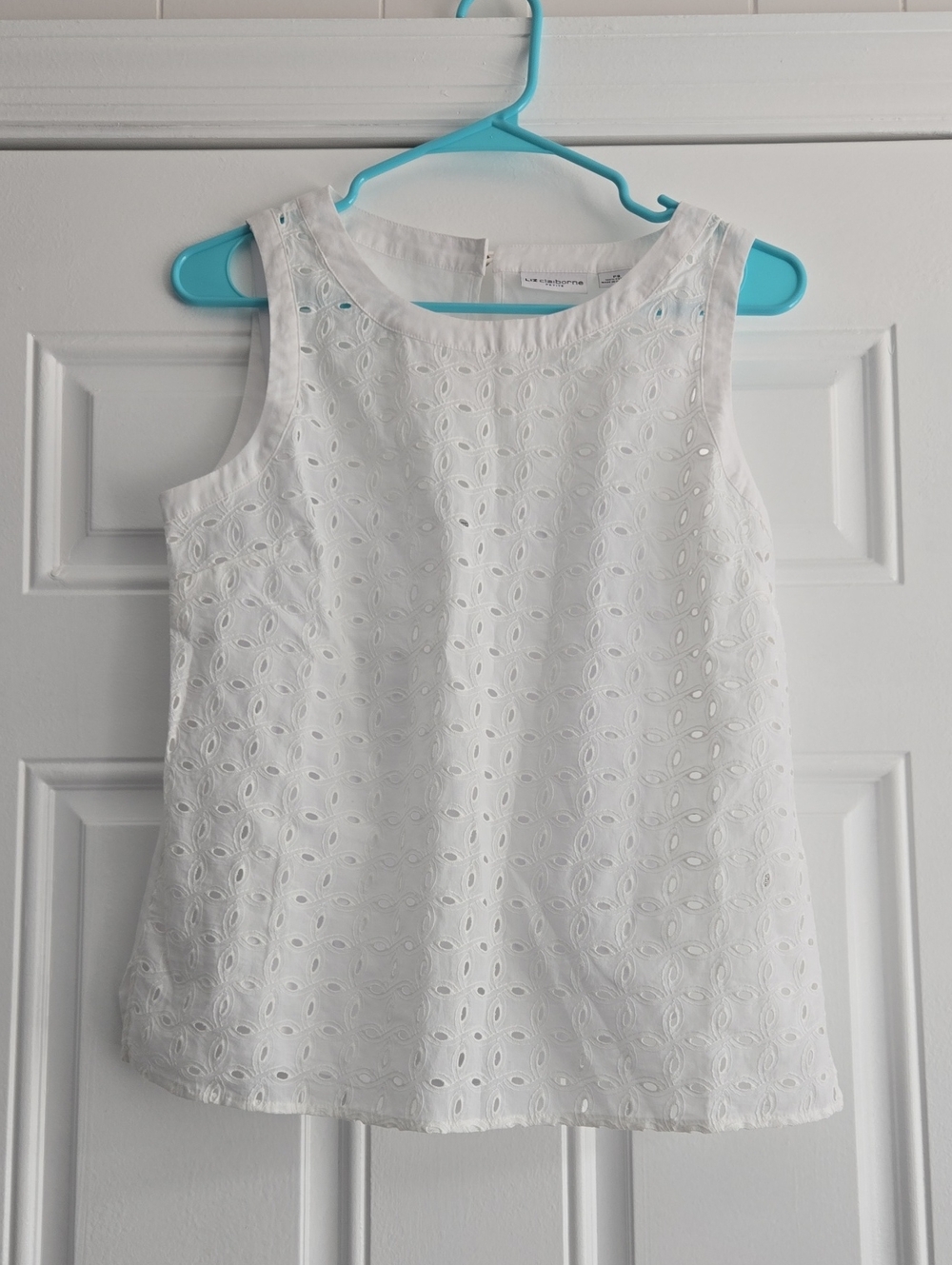 Liz Claiborne White Eyelet Sleeveless Top PS
